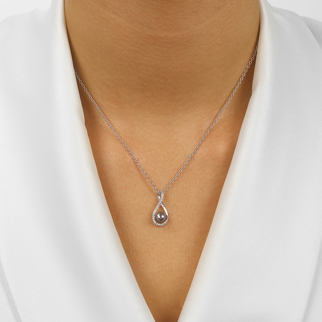 Silver & Pearl Pendant