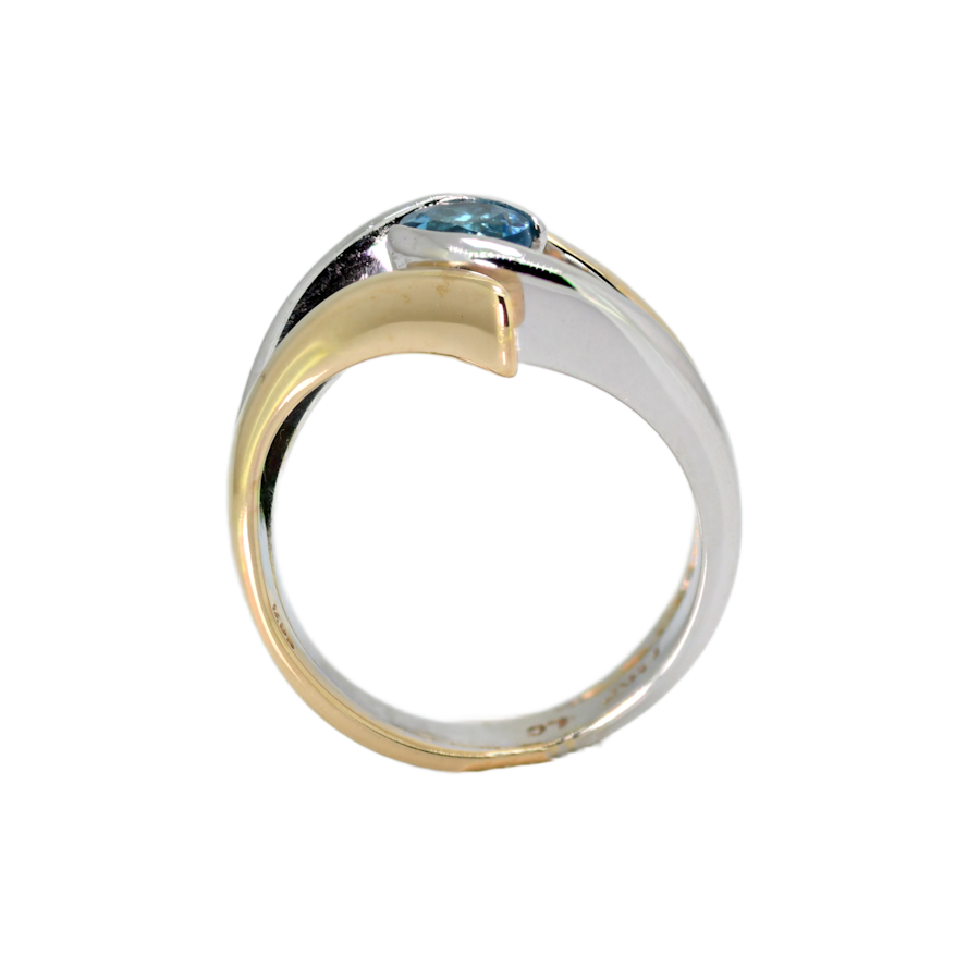 Contemporary Two Tone Blue Topaz Fashion Ring